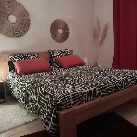 L'Oostaloo Logement De Vacances Usclas-l'Herault Exterior foto